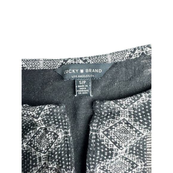 Lucky Brand Women’s Boho Tribal Print Tie Front Top Black White Size Small S/P - Picture 2 of 5